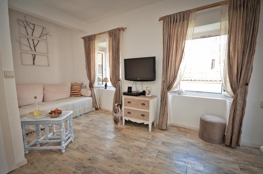 Bell Tower Apartment Budva Room photo